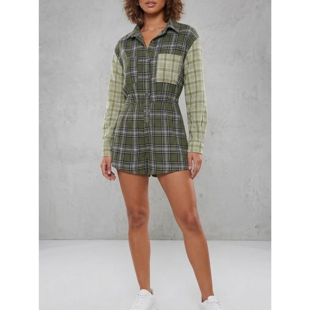 PRETTYLITTLETHING contrast plaid romper